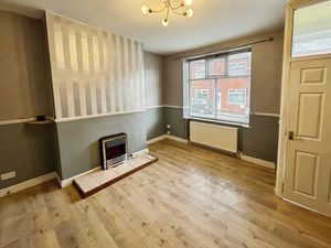 Lounge- click for photo gallery